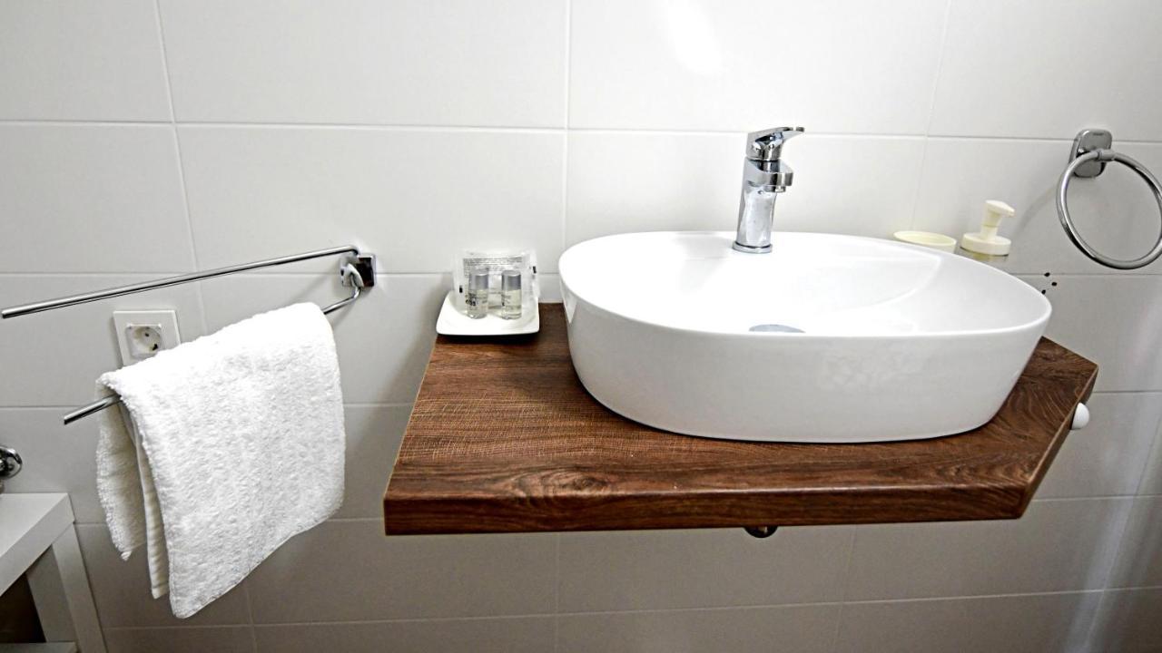 Apartmani Zagi Rakovica Εξωτερικό φωτογραφία