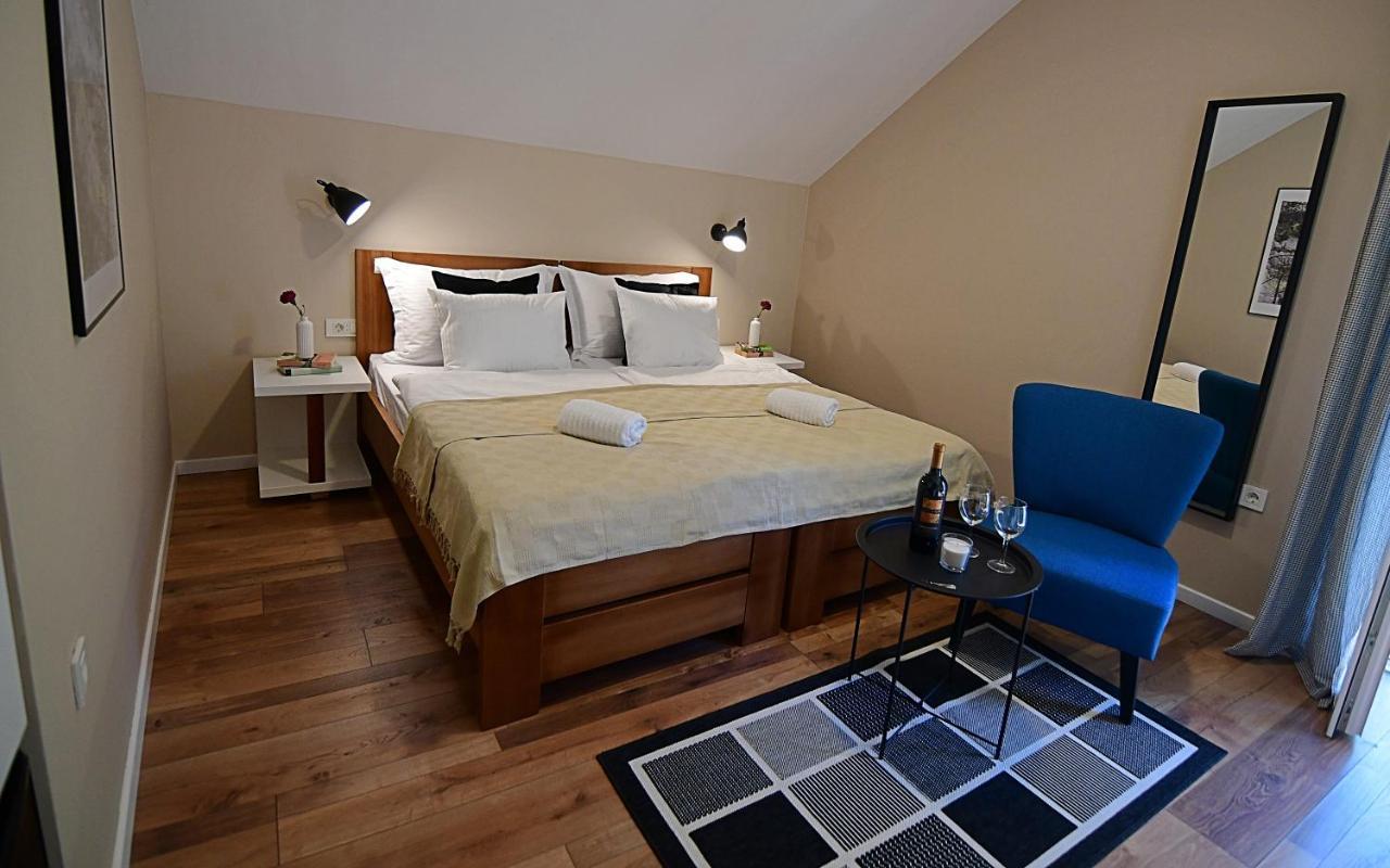Apartmani Zagi Rakovica Εξωτερικό φωτογραφία