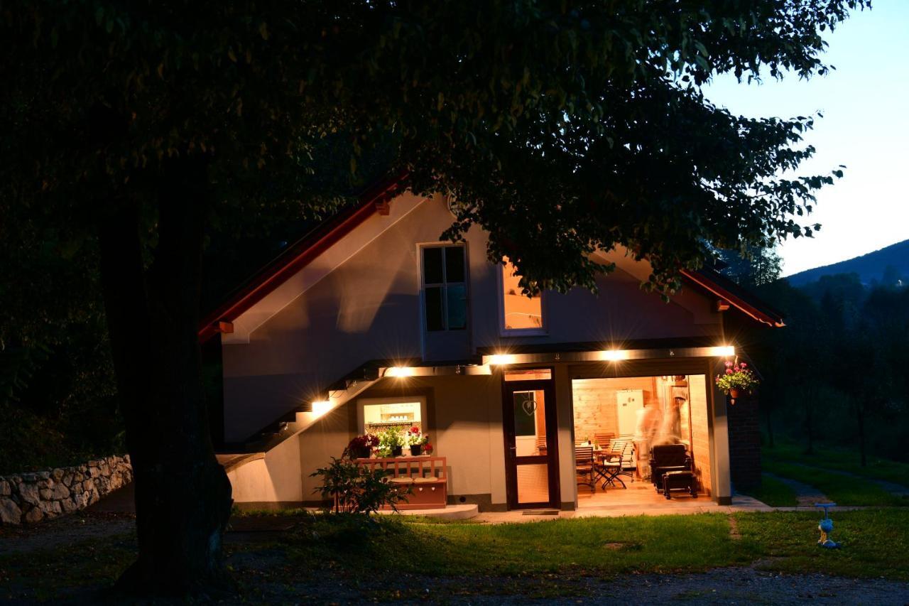 Apartmani Zagi Rakovica Εξωτερικό φωτογραφία